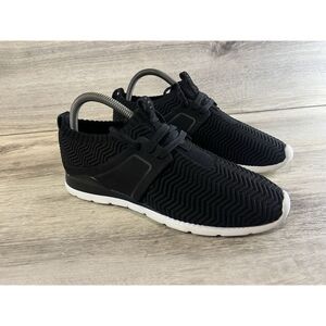 UGG Willows Women's Sneakers Size 8 Black‎ Knit Lace Up Casual Athletic Shoes
